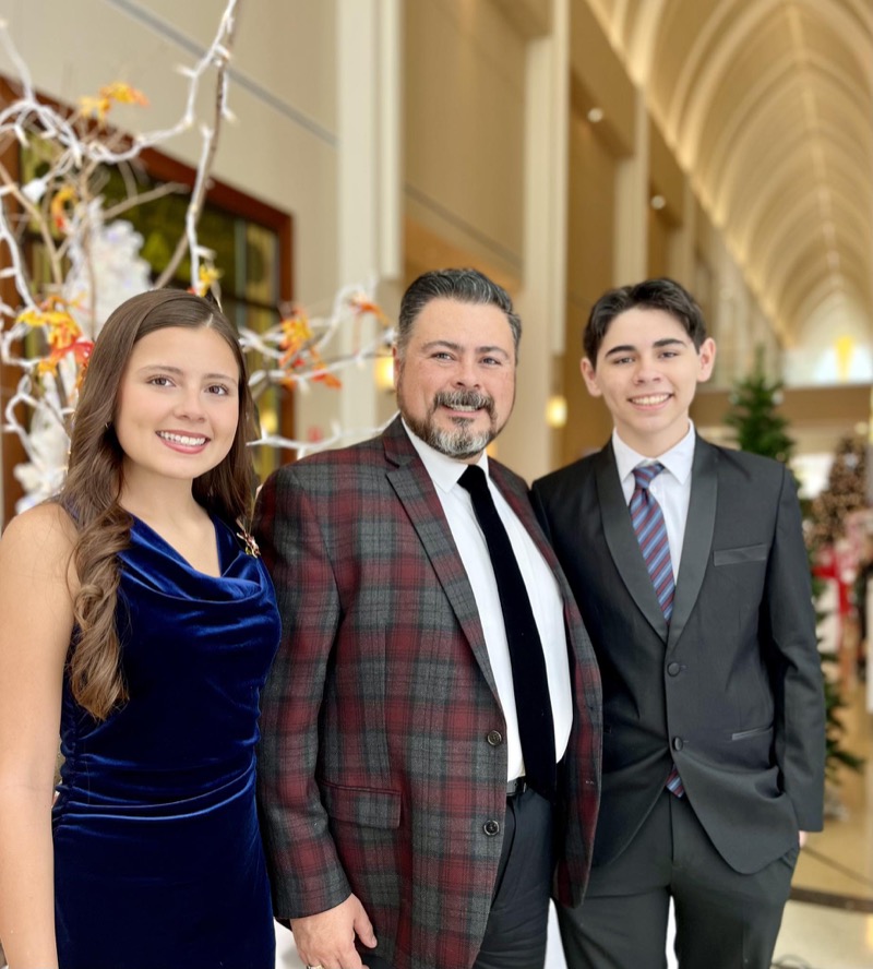 Jose Martinez with his two children